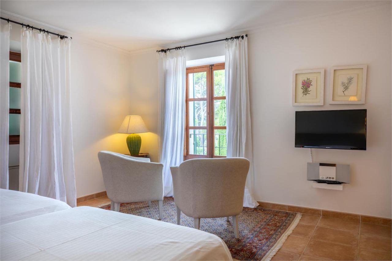 Hotel Llenaire Port de Pollença Exteriör bild