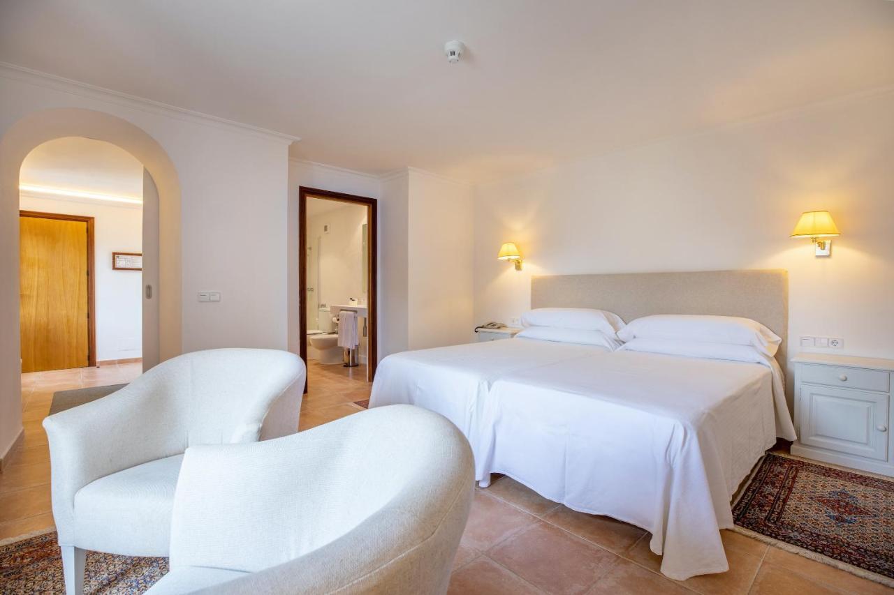 Hotel Llenaire Port de Pollença Exteriör bild