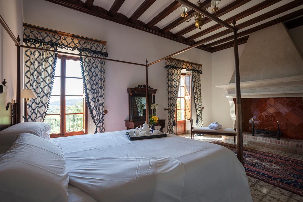 Hotel Llenaire Port de Pollença Rum bild