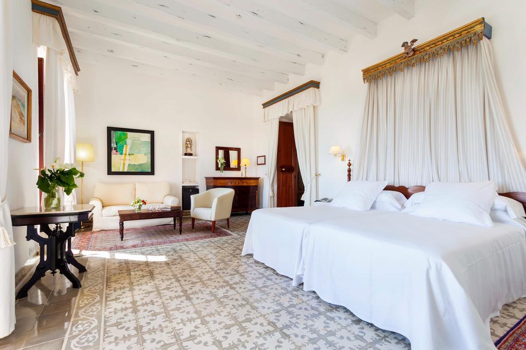 Hotel Llenaire Port de Pollença Rum bild